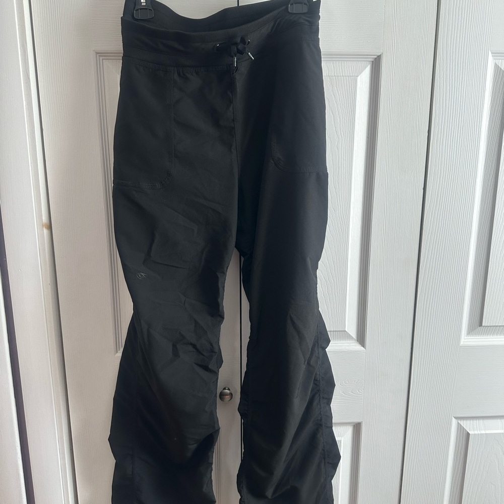 Kirkland Signature Women’s Black Cargo Pants